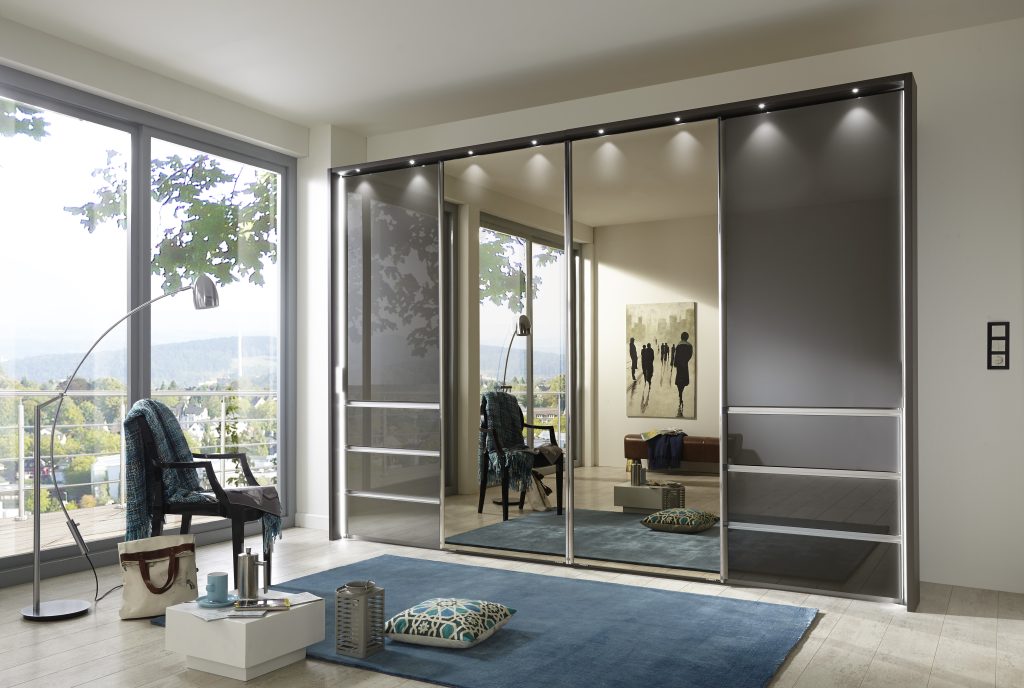 MALIBU_bear1005_16_4758_16_Havanna-D.,Front Glas Havanna_SWT 330cm,H236cm_6SK_PPT+Bel+Stollenbel